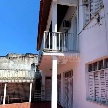 Rent this 4 bed house on Acerte concurso in Avenida Dom João VI, Brotas
