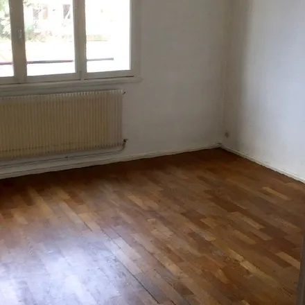 Rent this 2 bed apartment on 28 Rue du Nord in 69100 Villeurbanne, France