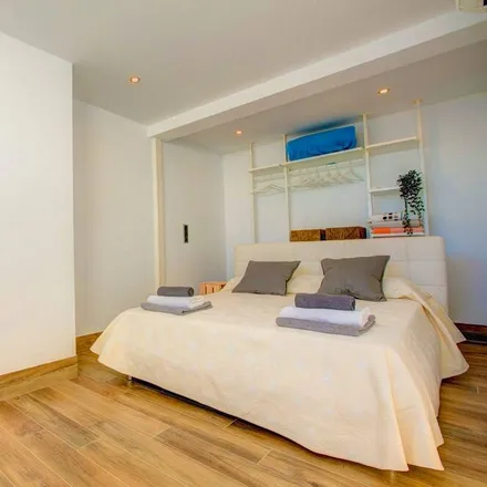 Rent this 5 bed duplex on Avenida El Peñoncillo in 29770 Torrox, Spain