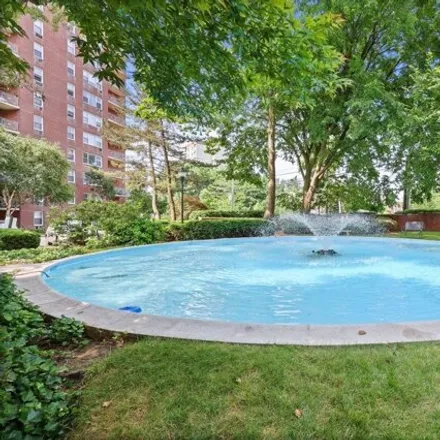 Image 3 - 71 Strawberry Hill Ave Apt 821, Stamford, Connecticut, 06902 - Condo for sale