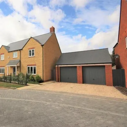 Rent this 5 bed house on Letcombe Valley in Bassett Road, Letcombe Regis