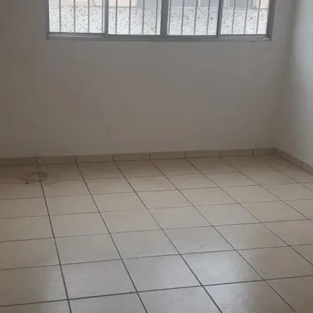 Rent this 3 bed apartment on Rua José de Almeida 608 in Vila Ede, São Paulo - SP