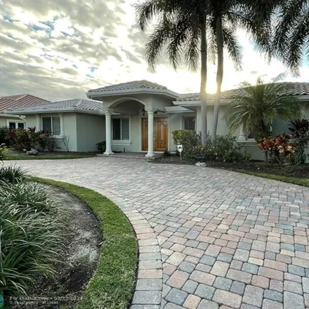 Buy this 3 bed house on 3851 Ne 27th Ave in Lighthouse Point, Florida