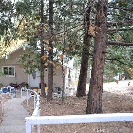 Image 1 - 30953 Live Oak Drive, Running Springs, CA 92382, USA - House for sale
