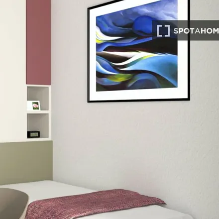 Rent this 1 bed room on Viale Fulvio Testi in 20125 Milan MI, Italy