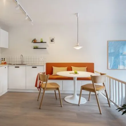 Rent this 3 bed apartment on Laan van Nieuw Oosteinde 21B in 2274 EA Voorburg, Netherlands