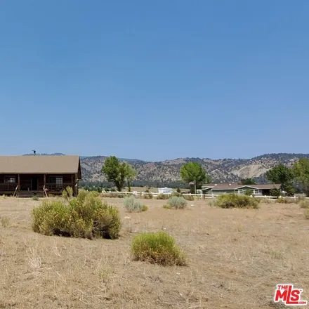 Buy this 3 bed house on 998 Manita Trail in Kern County, CA 93225