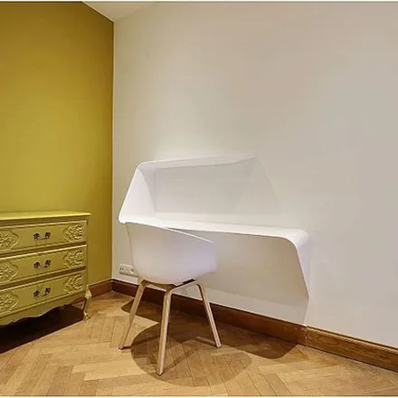 Rent this 3 bed apartment on Quai de Rome 4 in 4000 Angleur, Belgium