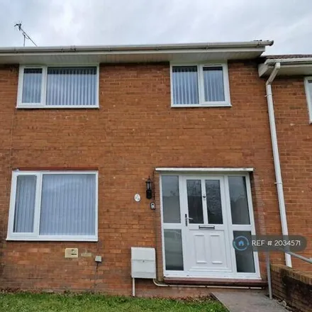 Rent this 3 bed duplex on Trinity Road in Cwmbran, NP44 1LQ