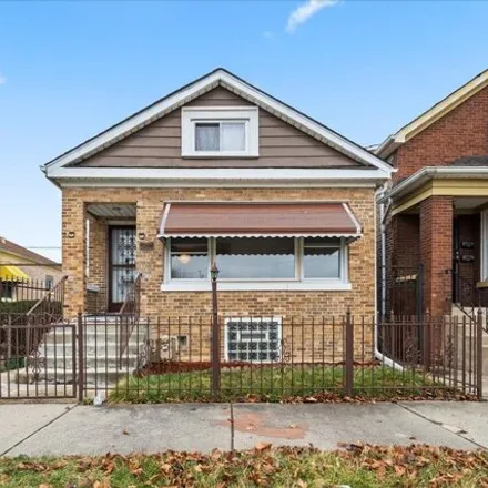 Buy this 2 bed house on 7248 South Wolcott Avenue in Chicago, IL 60636