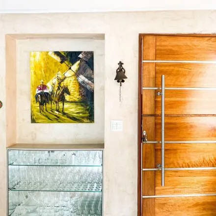 Buy this 3 bed apartment on Avenida Brasil 1411 in Cerqueira César, São Paulo - SP