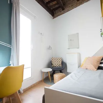 Rent this 3 bed apartment on Antúnez in Carrer de Neptú, 18