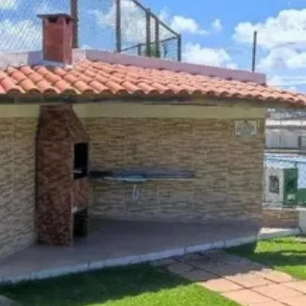 Buy this 2 bed house on Barros Informatica in Avenida Luiz Tarquínio, Vilas do Atlântico