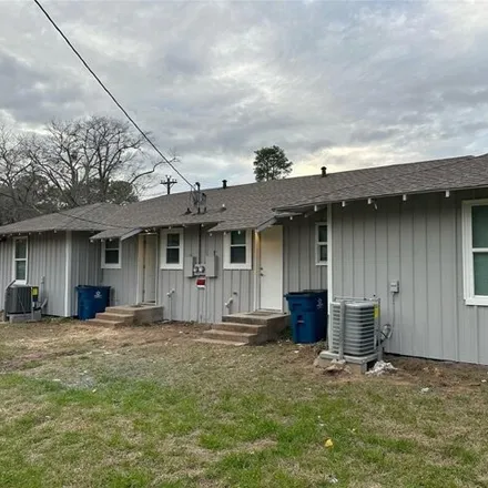 Image 2 - Phillip Drive, Prairie View, Waller County, TX 77446, USA - House for rent