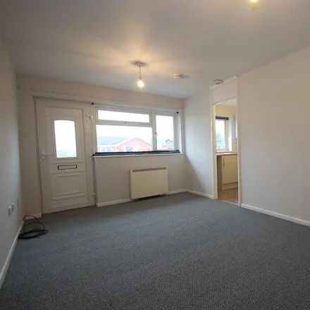 Image 3 - Lower Lickhill Road, Stourport-on-Severn, DY13 8RH, United Kingdom - Apartment for rent