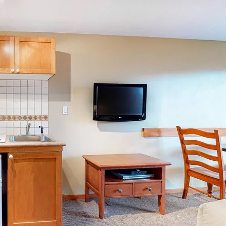 Image 8 - Whistler, BC V8E 1C1, Canada - Apartment for rent