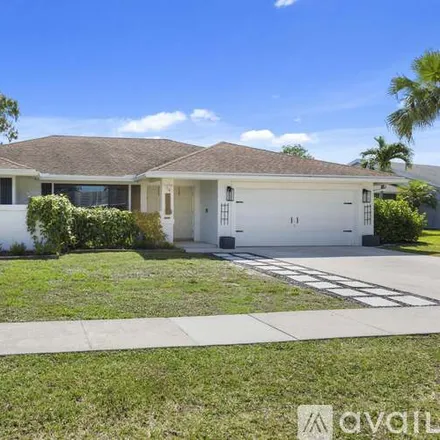 Rent this 3 bed house on 822 Azure Avenue