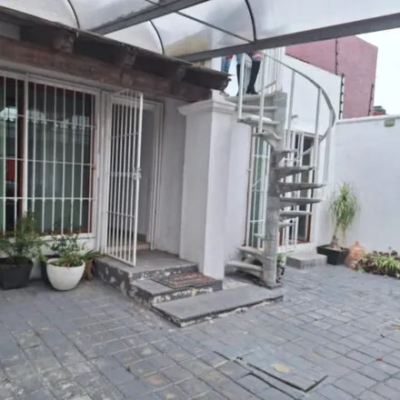 Rent this 3 bed house on Alfonso Cravioto 51 in Delegación Epigmenio González, 76147 Querétaro