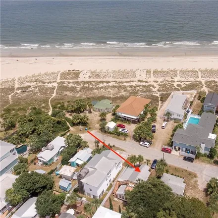Image 2 - 13 Lovell Avenue, Tybee Island, Chatham County, GA 31328, USA - House for sale