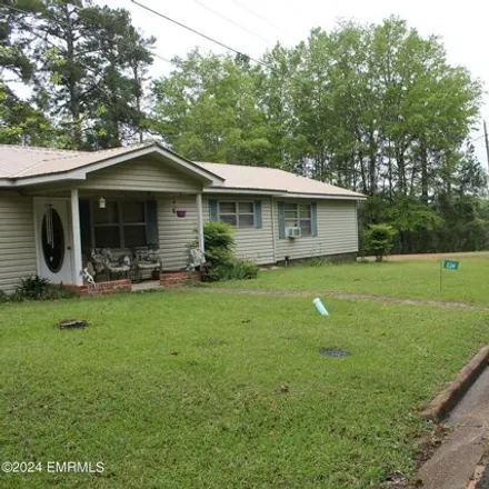 Image 2 - 300 Old Dekalb Scooba Road, De Kalb, Kemper County, MS 39328, USA - House for sale