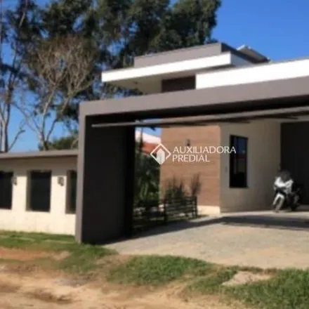 Buy this 2 bed house on Rua Tomaz Hilário Fernandes in Areias de Palhocinha, Garopaba - SC