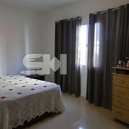 Buy this 3 bed apartment on Rua Constantino de Moura Baptista in Mauá, São Caetano do Sul - SP