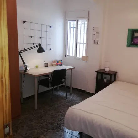 Rent this 3 bed room on Carrer de l'Arquitecte Gascó in 46023 Valencia, Spain