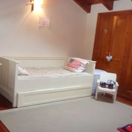 Rent this 4 bed house on 66760 Angoustrine-Villeneuve-des-Escaldes