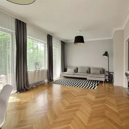 Rent this 2 bed apartment on Avenue de l'Observatoire - Sterrewachtlaan 3 in 1180 Uccle - Ukkel, Belgium