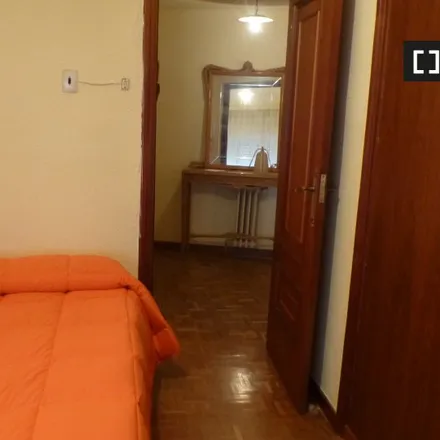 Rent this 3 bed room on Plaza de Bretón in 37001 Salamanca, Spain