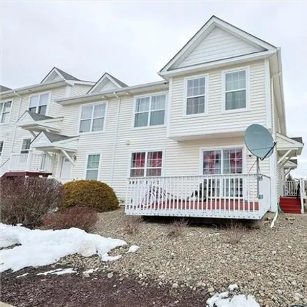Buy this 3 bed condo on 38 Jordan Lane in City of Middletown, NY 10940