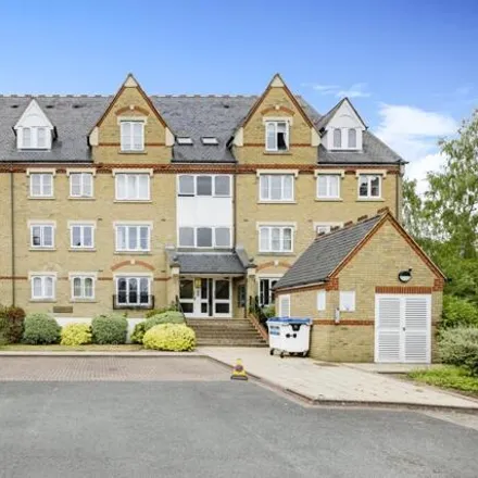 Buy this 2 bed apartment on Westminster House in Exeter Close, North Watford