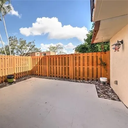 Image 9 - 4796 Siesta Circle, Fort Myers, FL 33901, USA - Townhouse for sale