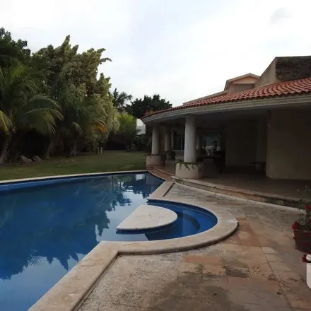 Rent this 4 bed apartment on Calle 10 in 97139 Mérida, YUC