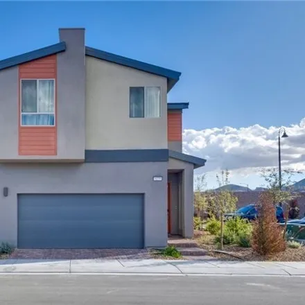 Rent this 3 bed townhouse on Railhead Crossing in Henderson, NV 89000