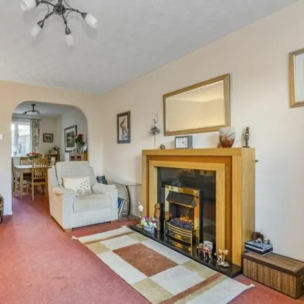 Image 2 - 17 Carnbee Crescent, City of Edinburgh, EH16 6GF, United Kingdom - House for sale