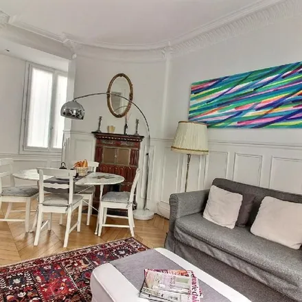 Image 4 - 41 Rue de Liège, 75008 Paris, France - Apartment for rent