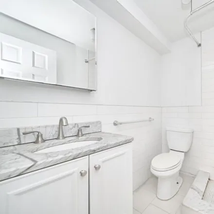 Image 2 - 193 Avenue A Unit 2B, New York, 10009 - Apartment for rent