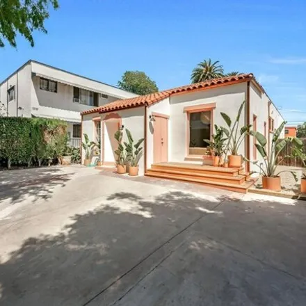 Image 2 - 650 Huntley Drive, West Hollywood, CA 90069, USA - House for rent