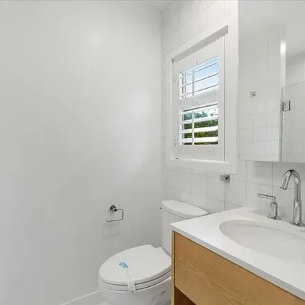 Image 6 - 622 Huntley Drive, West Hollywood, CA 90069, USA - Apartment for rent