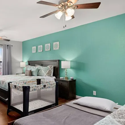 Rent this 5 bed house on San Antonio Ave in San Antonio, TX