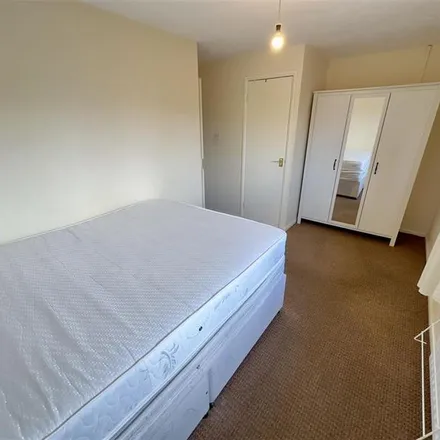 Image 4 - 64 Angora Drive, Salford, M3 6AR, United Kingdom - Apartment for rent