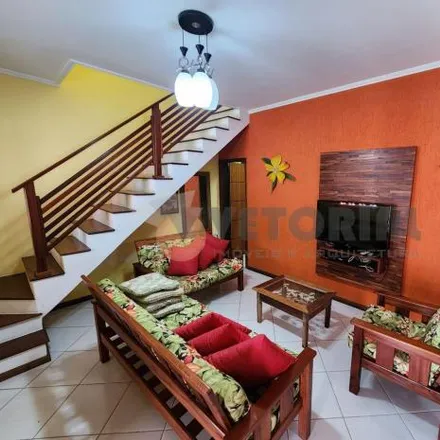 Buy this 1 bed house on Rua José Martins dos Santos in Portal da Fazendinha, Caraguatatuba - SP