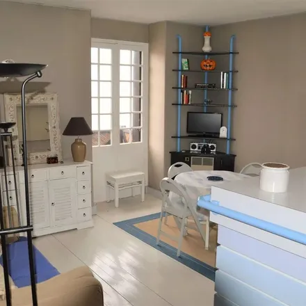 Rent this 2 bed apartment on 8 Boulevard des Belges in 14510 Houlgate, France