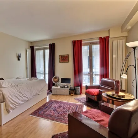 Rent this studio apartment on 34 Rue des Martyrs in 75009 Paris, France