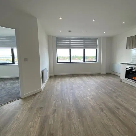 Rent this 1 bed apartment on London Road in Spelthorne, TW18 4JT