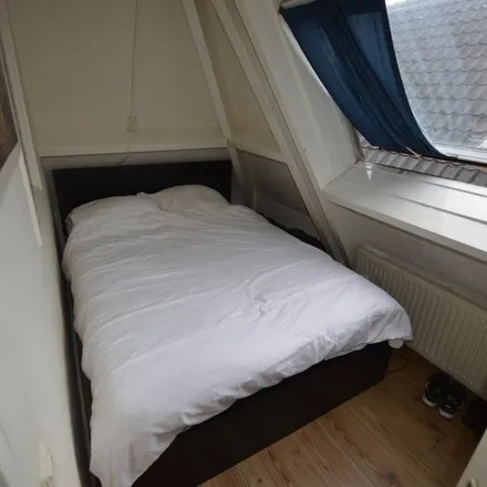 Rent this 2 bed apartment on Voorstraat 26 in 8261 HS Kampen, Netherlands