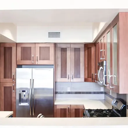 Rent this 3 bed apartment on 11722 Ohio Avenue in Los Angeles, CA 90025