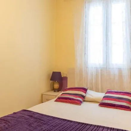 Rent this 1 bed apartment on Madrid in Pasaje de Cavanilles, 5