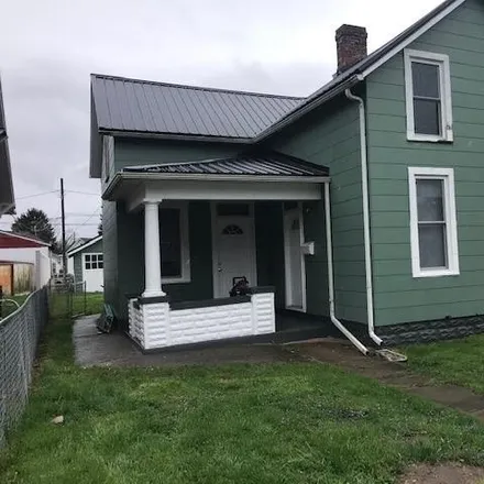 Buy this 4 bed house on 733 Madison Avenue in Chillicothe, OH 45601